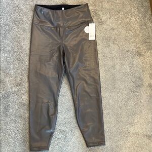 Yogalicious Lady Love Ankle Tight Faux Leather NWT Gray Super High Rise Leggings